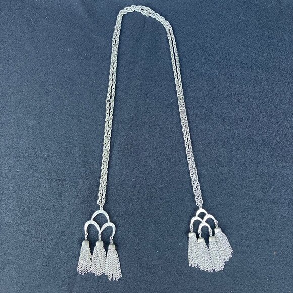 Silver Large Link Sautior Lariat Tassel Necklace - Picture 7 of 16